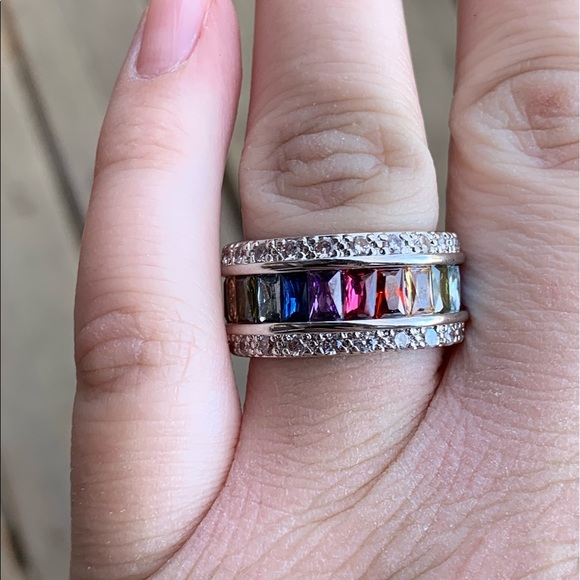 STERLING SILVER RAINBOW CUBIC ZIRCONIA RING - Picture 4 of 5